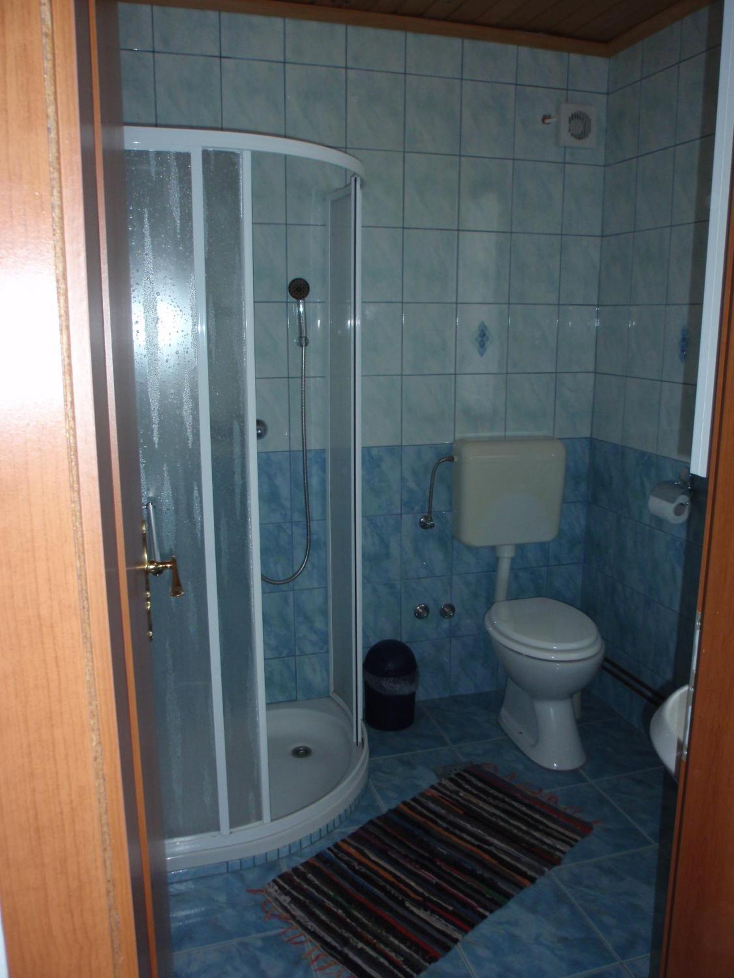 Apartmens And Rooms Sostar Cerkno Ngoại thất bức ảnh