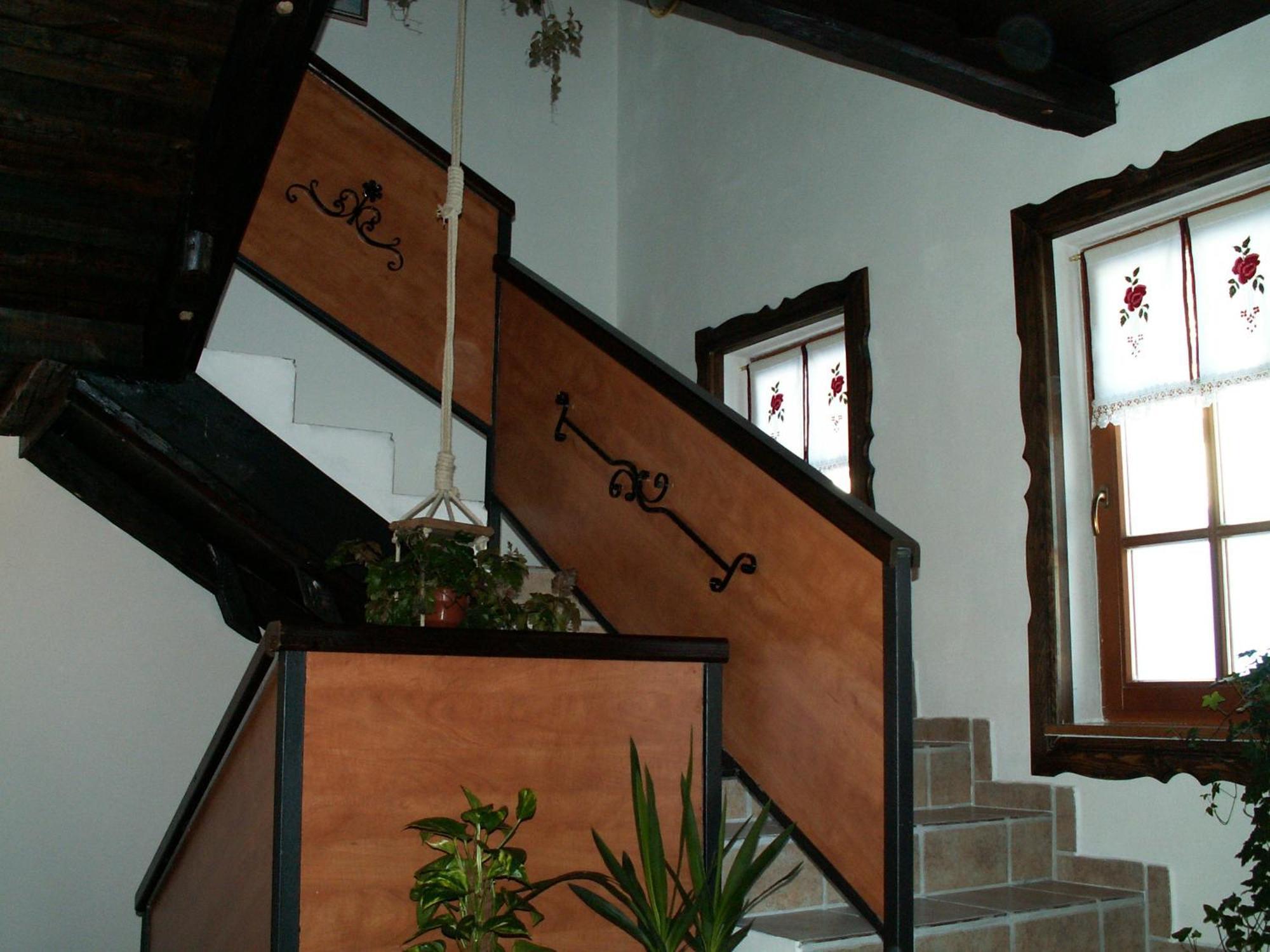 Apartmens And Rooms Sostar Cerkno Ngoại thất bức ảnh