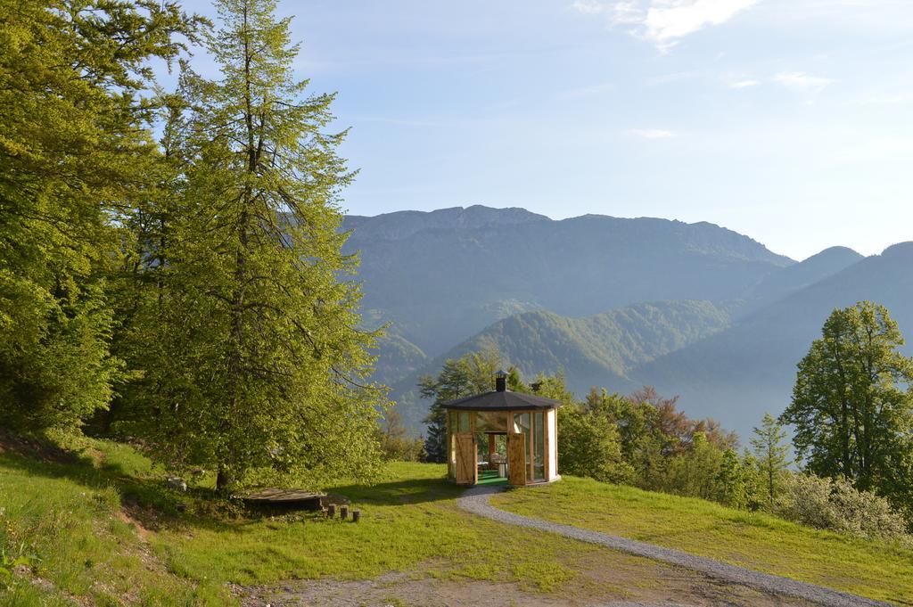Apartmens And Rooms Sostar Cerkno Ngoại thất bức ảnh