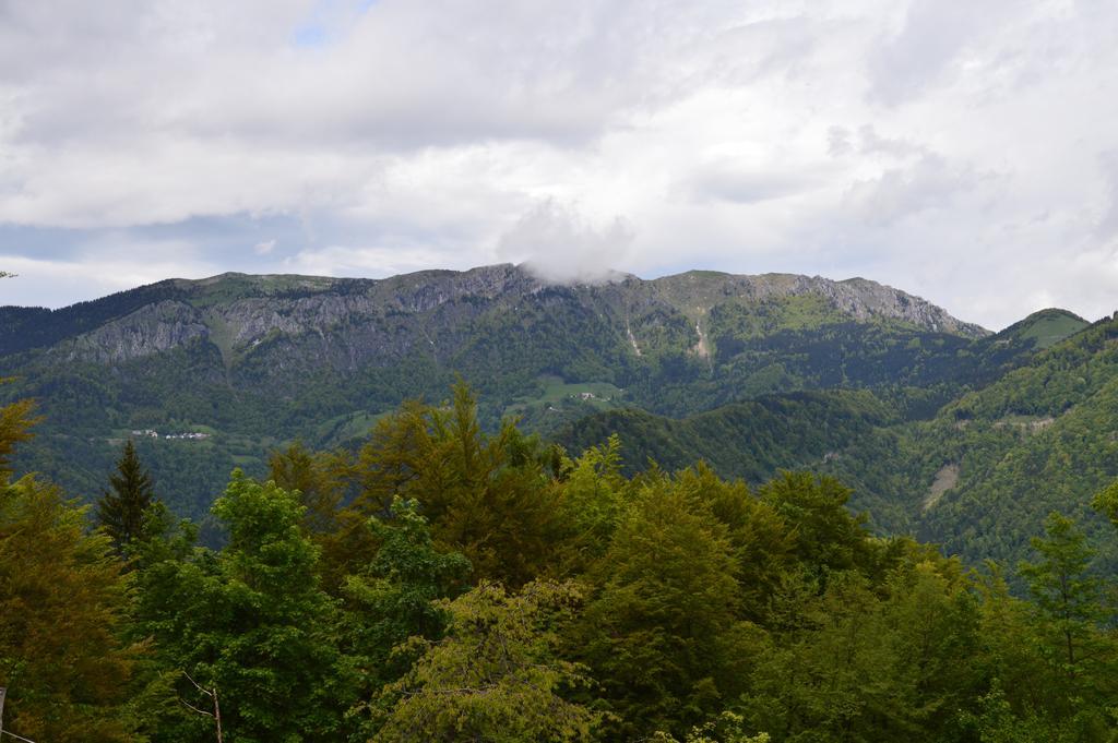 Apartmens And Rooms Sostar Cerkno Ngoại thất bức ảnh