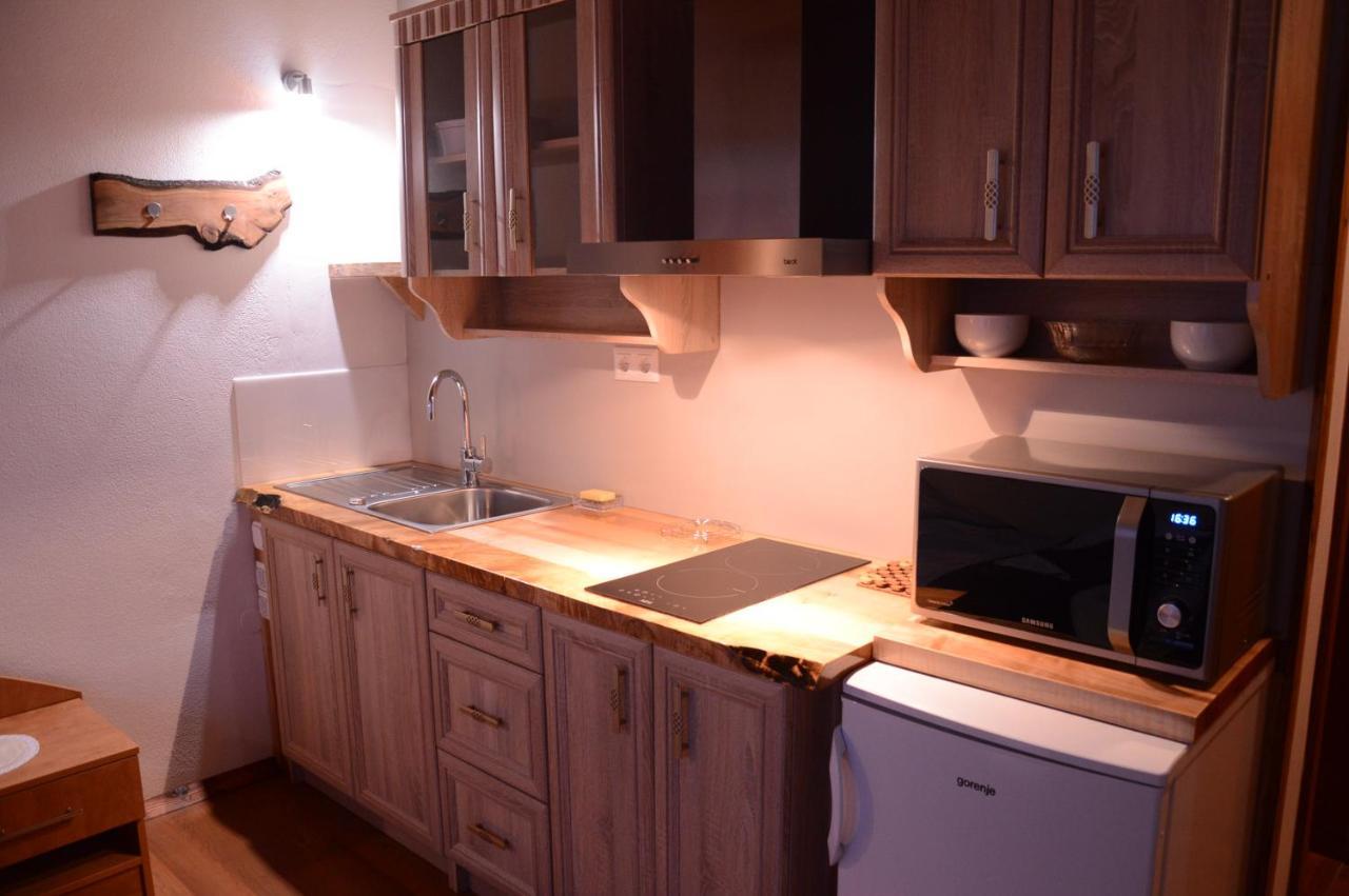 Apartmens And Rooms Sostar Cerkno Ngoại thất bức ảnh