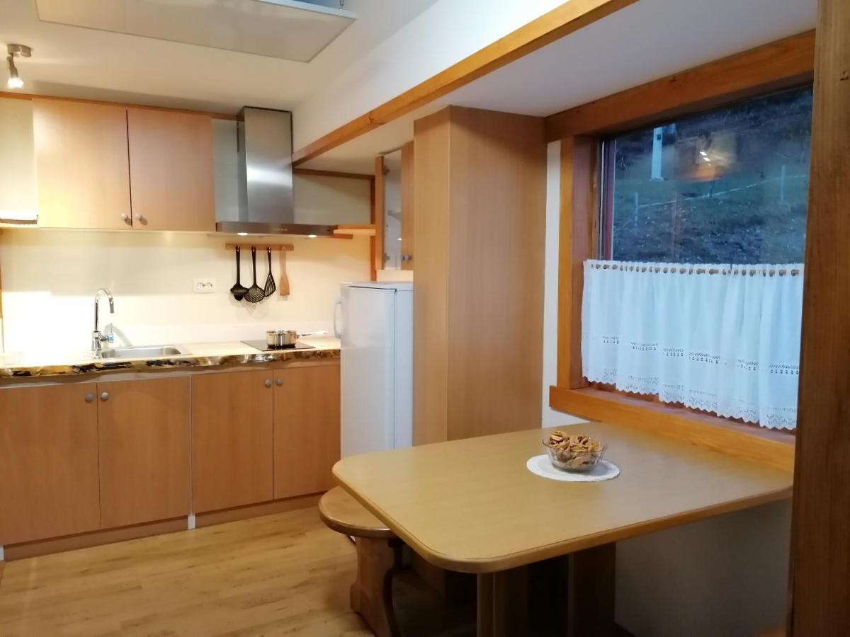 Apartmens And Rooms Sostar Cerkno Ngoại thất bức ảnh